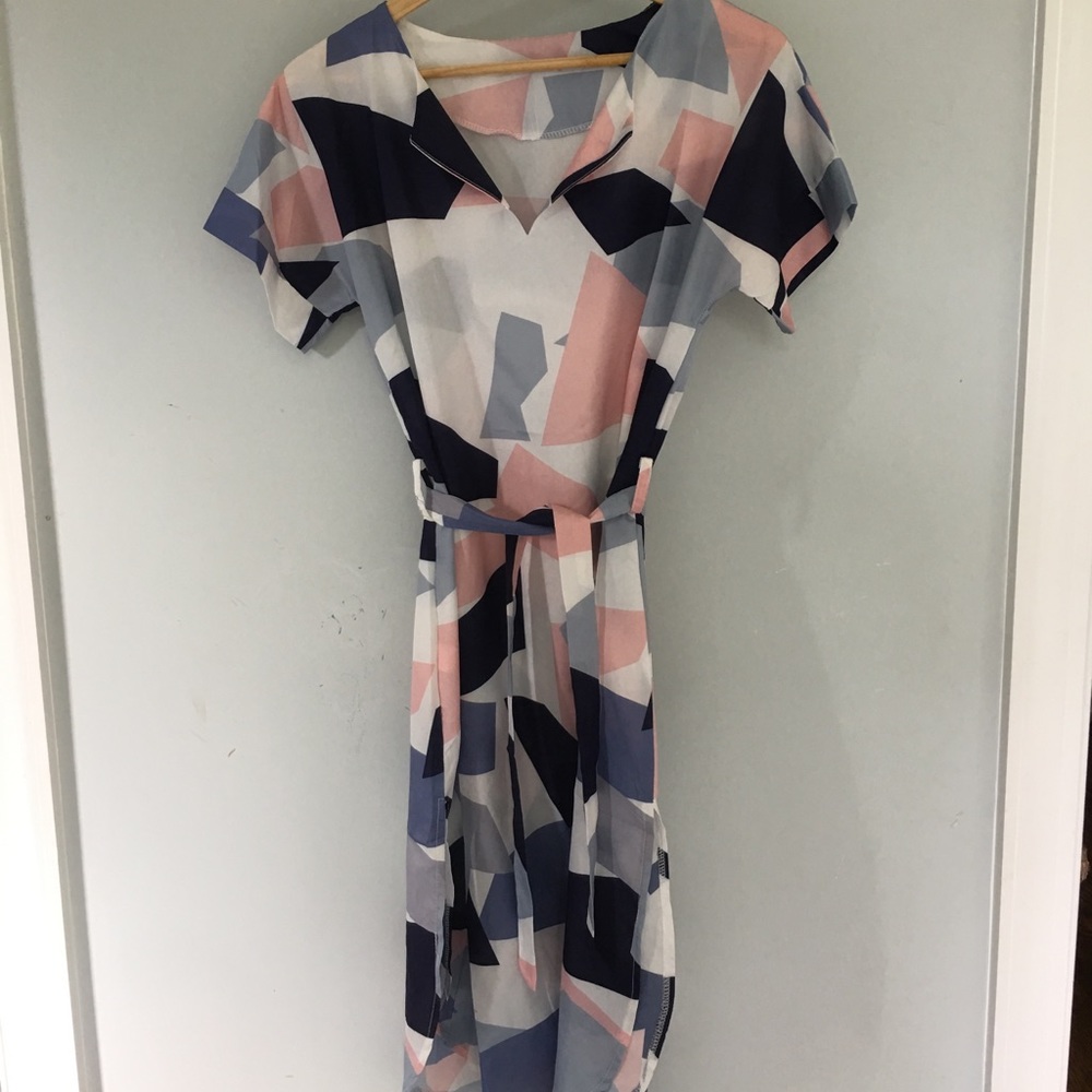 Geometric print dress NWOT
